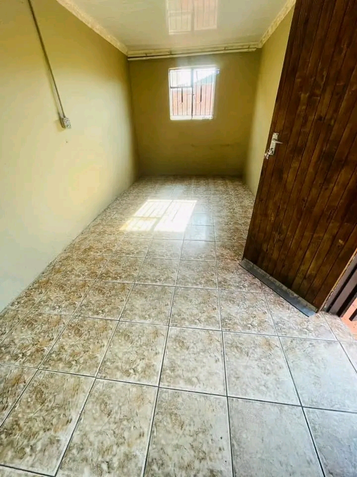 Garage room is still available for rental for  in Rockville