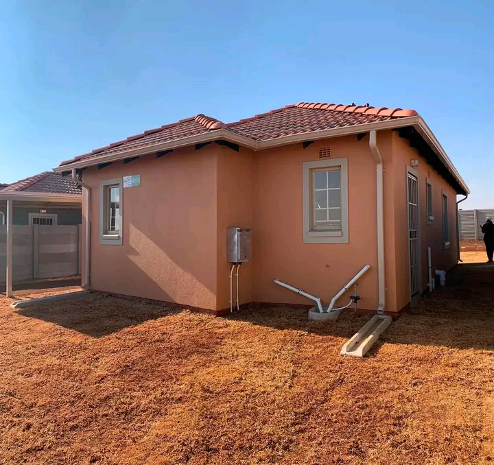 Rdp house for sale call mr david phala  rdp h  in Bloemfontein