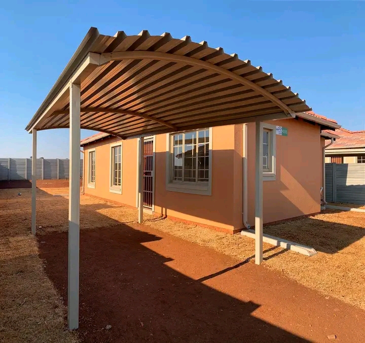 Rdp house for sale call mr david phala  rdp h  in Bloemfontein